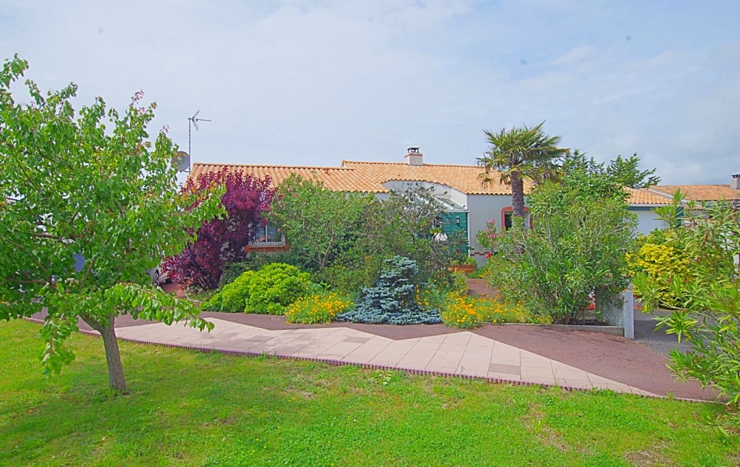 Annonces BRETIGNOLLES : Maison / Villa | L'ILE-D'OLONNE (85340) | 141 m2 | 494 500 € 